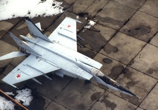 МиГ-25